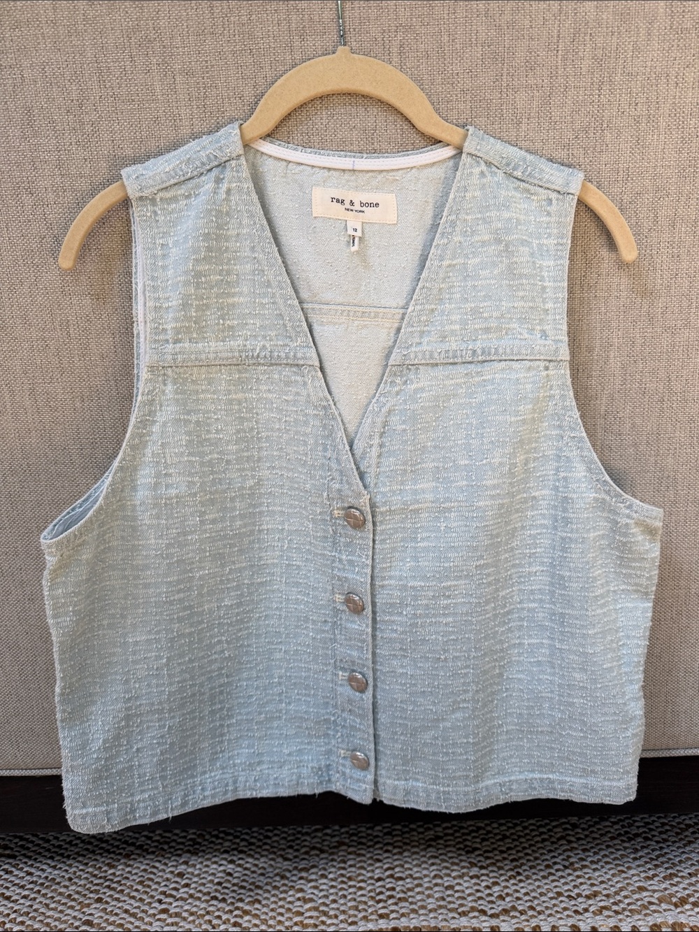 rag & bone Light Blue Textured Sleeveless Button-Down Vest